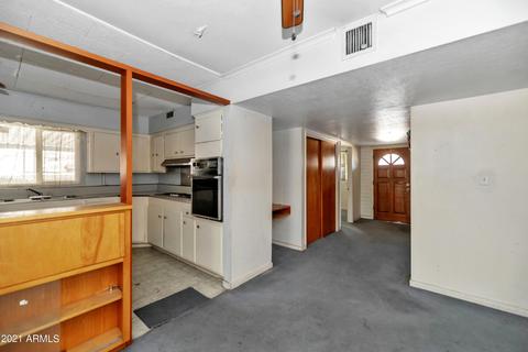 536 E Cheery Lynn Rd, Phoenix, AZ 85012 photo 3