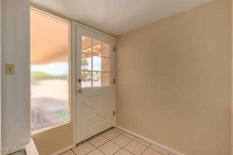 3612 E Laurel Ln, Phoenix, AZ 85028 photo 3