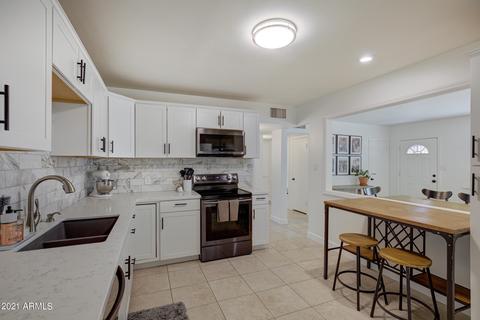 2906 Earll Dr, Phoenix, AZ 85016 photo 9