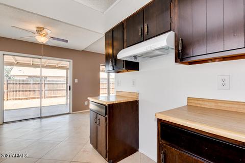4624 N 75th Dr, Phoenix, AZ 85033 photo 12