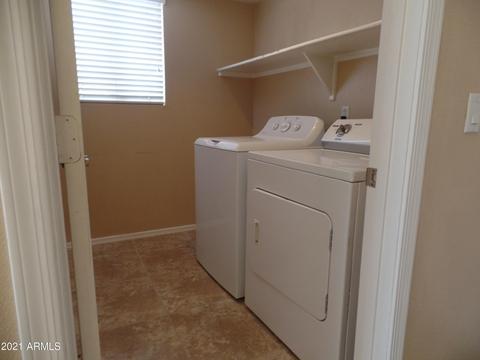 933 E Windsor Dr, Gilbert, AZ 85296 photo 12
