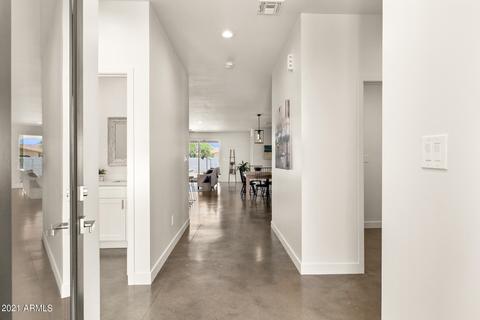 2906 E Blanche Dr, Phoenix, AZ 85032 photo 2