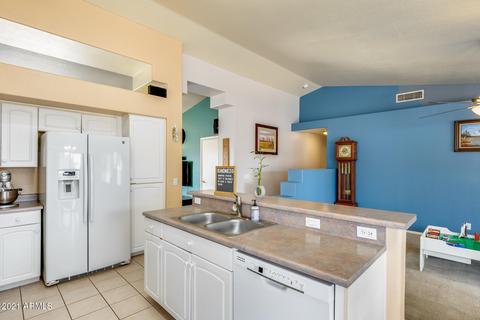 472 E Pinto Dr, Gilbert, AZ 85296 photo 17
