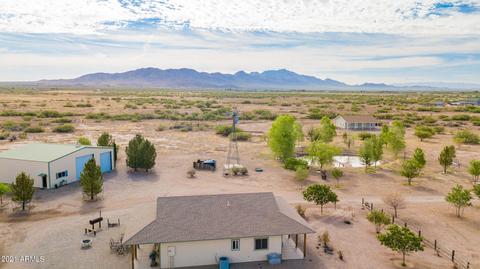 560 E Circle B Rd, Willcox, AZ 85643 photo 6