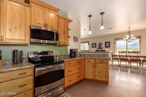 560 E Circle B Rd, Willcox, AZ 85643 photo 17