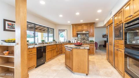 11640 S Warcloud Ct, Phoenix, AZ 85044 photo 22