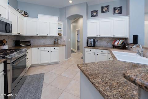 2213 E Constance Way, Phoenix, AZ 85042 photo 8