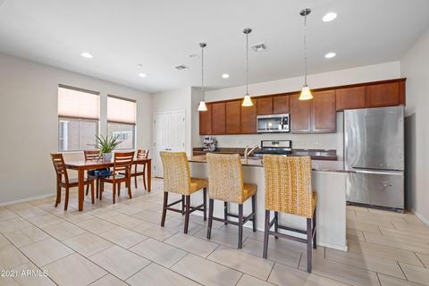 255 N 56th Pl, Mesa, AZ 85205 photo 4