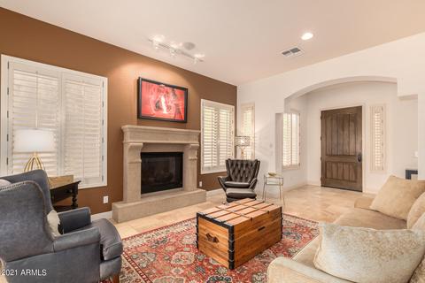 3983 E Herrera Dr, Phoenix, AZ 85050 photo 9