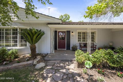 142 E Ocotillo Rd, Phoenix, AZ 85012 photo 2