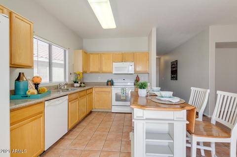 58 S Valle Verde --, Mesa, AZ 85208 photo 3