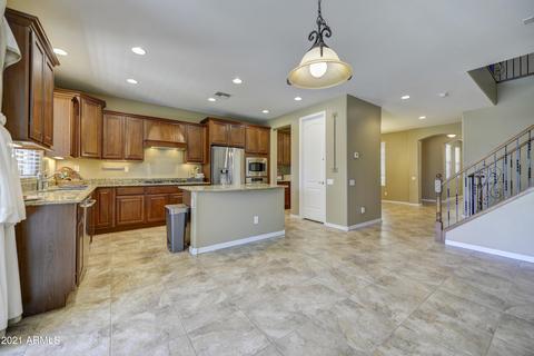 3817 E Matthew Dr E, Phoenix, AZ 85050 photo 10