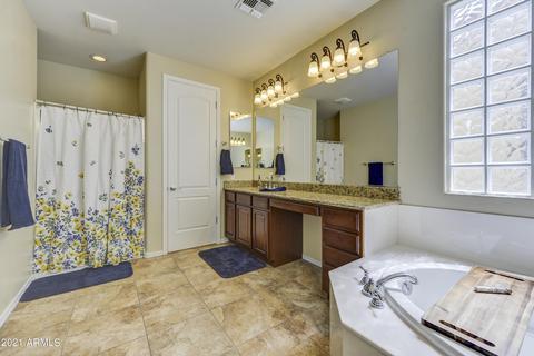 3817 E Matthew Dr E, Phoenix, AZ 85050 photo 17