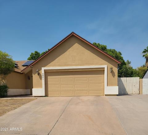 9801 S 47th Pl, Phoenix, AZ 85044 photo 1