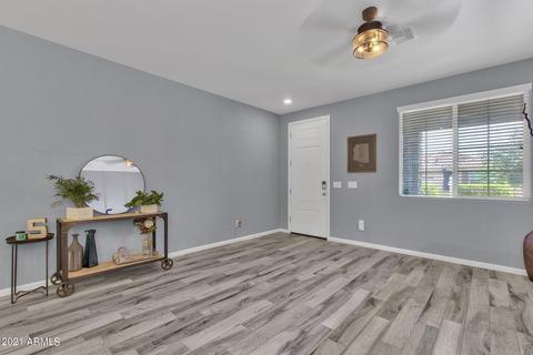 5362 W Hackamore Dr, Phoenix, AZ 85083 photo 4
