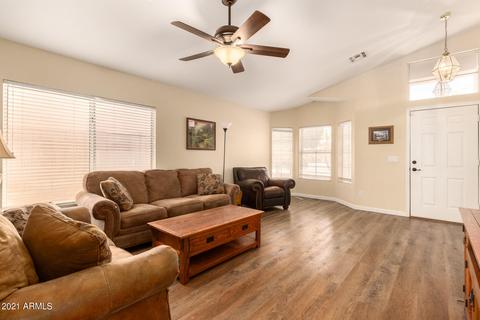 270 W Windsor Dr, Gilbert, AZ 85233 photo 4