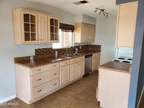 8608 N 55th Ave, Glendale, AZ 85302 photo 6