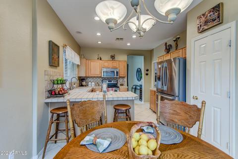 4052 W Hackamore Dr, Phoenix, AZ 85083 photo 9
