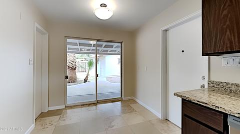 4633 N 31st St, Phoenix, AZ 85016 photo 8