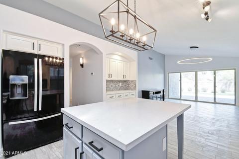 3828 E Irma Ln, Phoenix, AZ 85050 photo 7