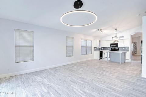 3828 E Irma Ln, Phoenix, AZ 85050 photo 14