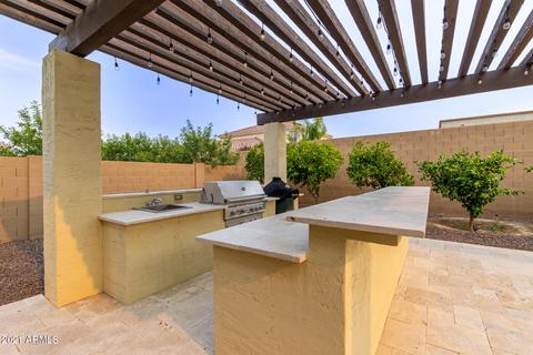 3007 E Branham Ln, Phoenix, AZ 85042 photo 10