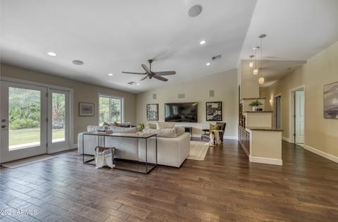 225 E Mclellan Blvd, Phoenix, AZ 85012 photo 5