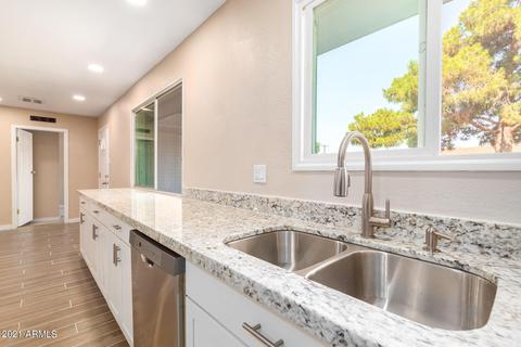 4035 N 75th Dr, Phoenix, AZ 85033 photo 13