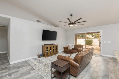 151 W Shamrock St, Gilbert, AZ 85233 photo 10