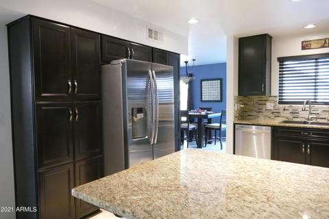 445 E Taro Ln, Phoenix, AZ 85024 photo 5