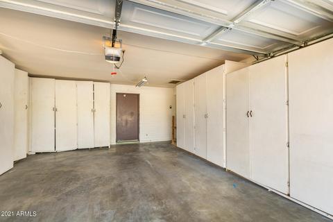726 N 65th Pl, Mesa, AZ 85205 photo 5