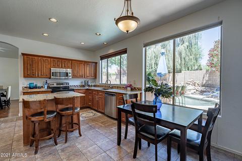 4380 E Lariat Ln, Phoenix, AZ 85050 photo 9
