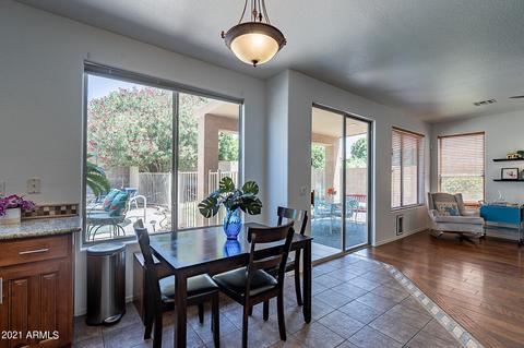 4380 E Lariat Ln, Phoenix, AZ 85050 photo 10
