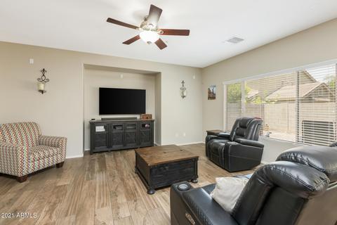 1518 E Hopkins Rd, Gilbert, AZ 85295 photo 5