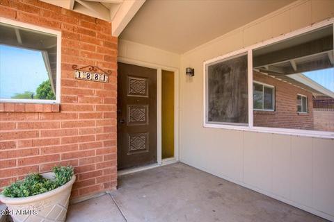 1881 E Concorda Dr, Tempe, AZ 85282 photo 3