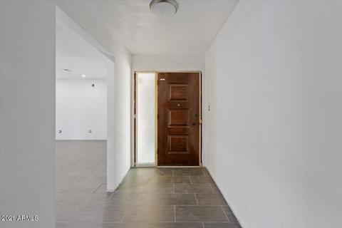 1881 E Concorda Dr, Tempe, AZ 85282 photo 4