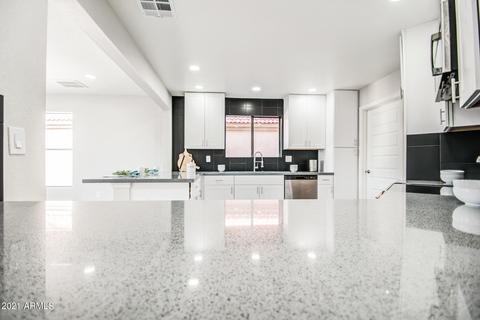 1514 E Laurel Ave, Gilbert, AZ 85234 photo 1