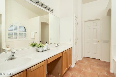 3053 E Roveen Ave, Phoenix, AZ 85032 photo 10