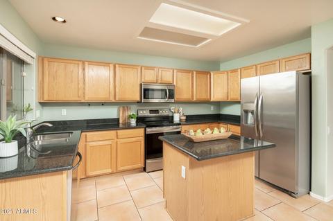 3053 E Roveen Ave, Phoenix, AZ 85032 photo 5