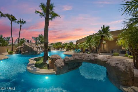 2112 E Sanoque Ct, Gilbert, AZ 85298 photo 4