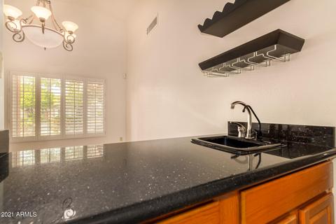 1939 E Kentucky Ln, Tempe, AZ 85284 photo 9