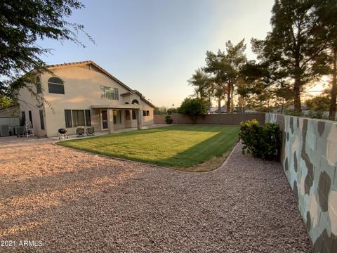 557 W Johnson Dr, Gilbert, AZ 85233 photo 4