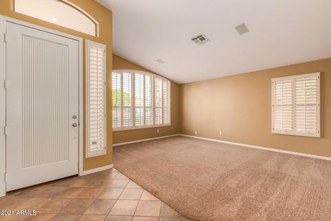 1567 S Roca St, Gilbert, AZ 85296 photo 2