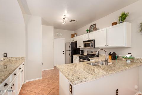 4141 E Orchid Ln, Gilbert, AZ 85296 photo 6