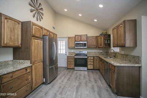 1009 E Utopia Rd, Phoenix, AZ 85024 photo 5