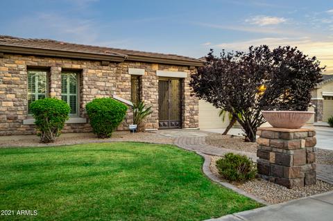677 Elgin St, Gilbert, AZ 85295 photo 3