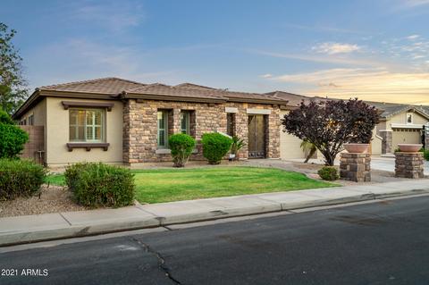 677 Elgin St, Gilbert, AZ 85295 photo 2