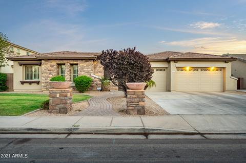 677 Elgin St, Gilbert, AZ 85295 photo 1