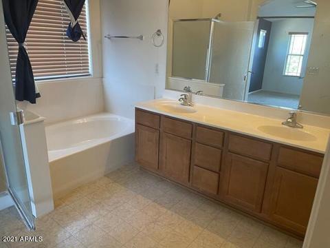 7242 S 38th Pl, Phoenix, AZ 85042 photo 9