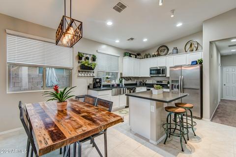 535 E Creosote Dr, Phoenix, AZ 85085 photo 9